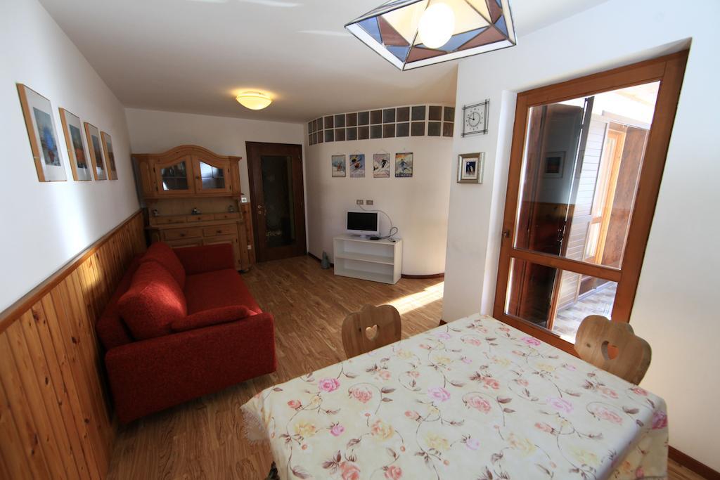Ferienwohnung Cesa Roseda Canazei Exterior foto